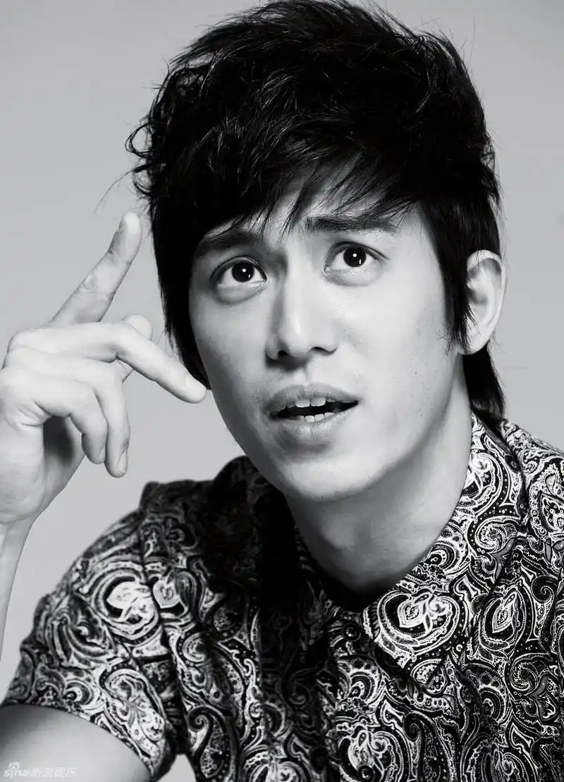 p>陈楚河(river chen),1978年5月9日出生于台湾省台北市,中国台湾