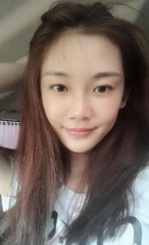 《芳华》里苗苗这个妆才叫"素颜妆"!