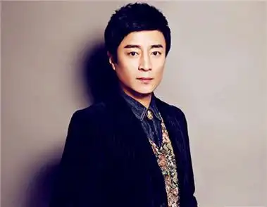 何中华老婆是谁,何中华老婆真的是刘芳毓吗 - 蓝月追女孩蜜语