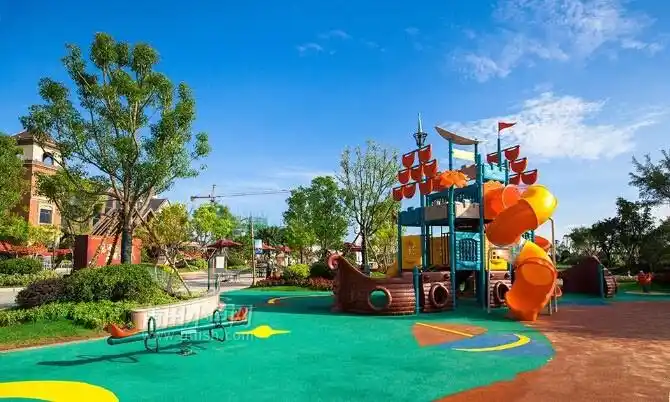 万宝集团携手碧桂园童年在星期八小镇等你