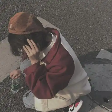 女生头像真人不露脸长头发戴帽子 女生头像图片大全 -【爱个性】