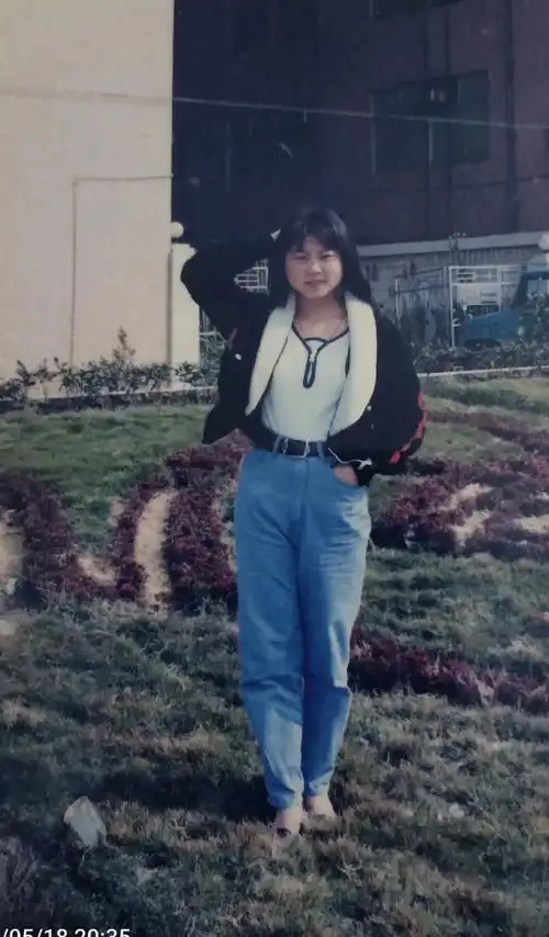 2000年留影于深圳,打开相册都是满满的回忆,#每一张照片都 - 抖音