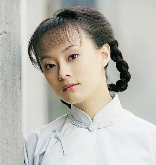 回顾2006年孙俪资助4年的白眼狼向海清已经走上另一条不归路