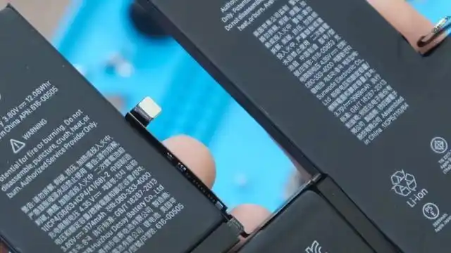 苹果iphone11promax全球首拆电池容量史上最大