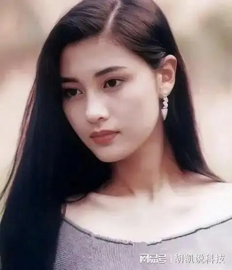 53岁李嘉欣健身房素颜照曝光不愧是最美港姐