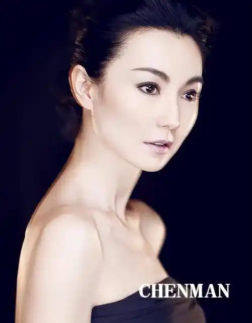 张曼玉年轻照合集:如此独特之美,配得上26次影后殊荣,值得珍藏_模样