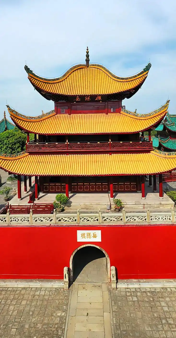 让我们一起感受中国四大名楼的魅力,感受中国古建筑之美! #风 - 抖音