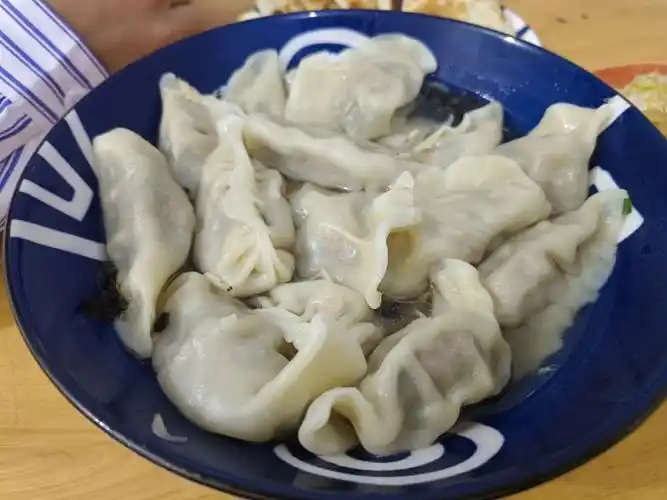 水煮的饺子比蒸饺味道更鲜美