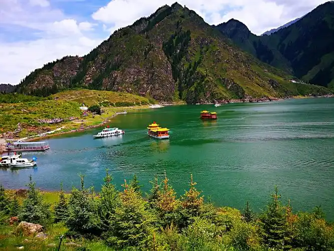 四姐妹游新疆之八……天山天池