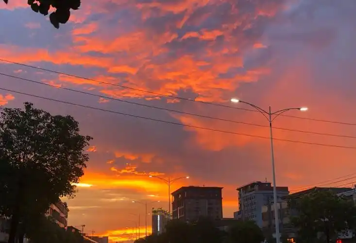 傍晚的黄昏是最优美的