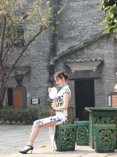 名园林旗袍人像摄影练习