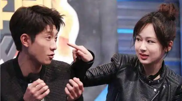 杨紫送张一山李现生日热搜,曾对邓伦秦俊杰很好,如今却形同陌路_明星