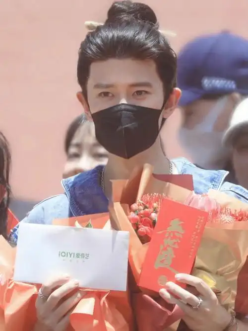 今天又是疯狂存图的一天#任嘉伦  #无忧渡  #任国超  #向全世界安利