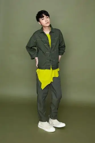 吴青峰为花博打造主题曲 用心诠释"花开的声音"