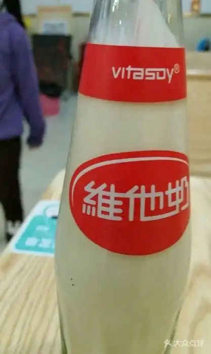 向西鸡煲(皇庭广场店)玻璃瓶维他奶图片