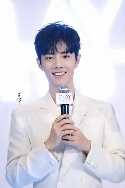 怎么剪成肖战同款发型(跟着肖战来看男生最帅发型怎么剪)6