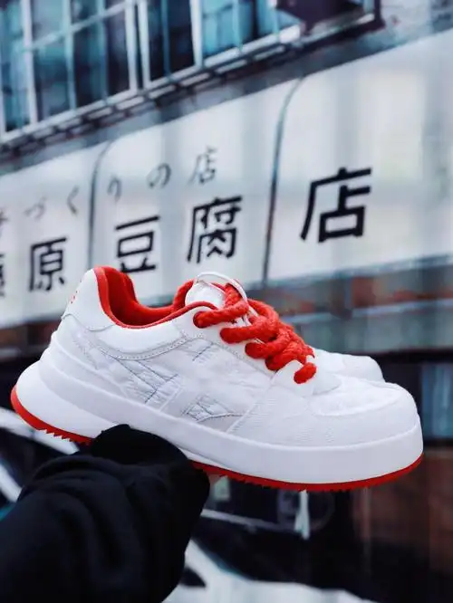 任嘉伦同款鞋这鞋日常出街真香