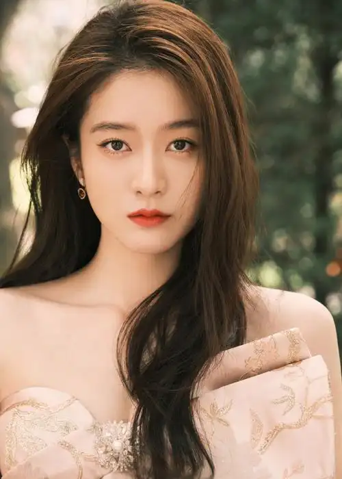 心怀热忱,演绎光影人生,电影人张雪迎超话与中国电影同行.