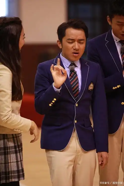 在国内的娱乐圈当中个子矮的前十位明星都有谁呢?