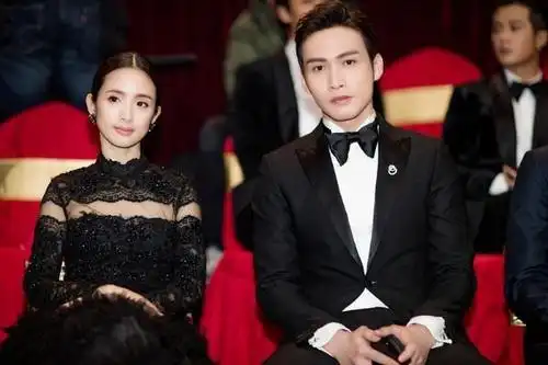 张彬彬和林依晨的厚嘴唇同框后也是性感搭档