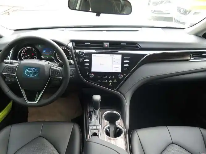 2018款凯美瑞图片_凯美瑞内饰图_68800_广西汽车网