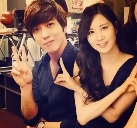 【图】少女时代徐贤恋情曝光 "红薯夫妇"恋情真假难定