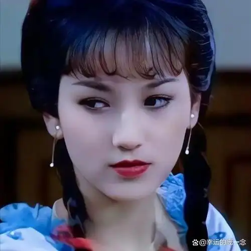 赵雅芝晒照,咋看也没69岁啊!看到素颜的赵雅芝,网友难掩失望?