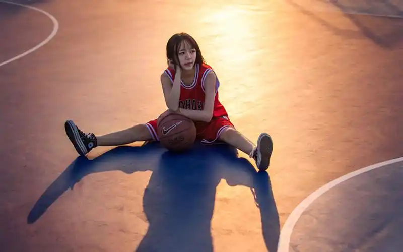 元气少女篮球宝贝运动图片桌面壁纸