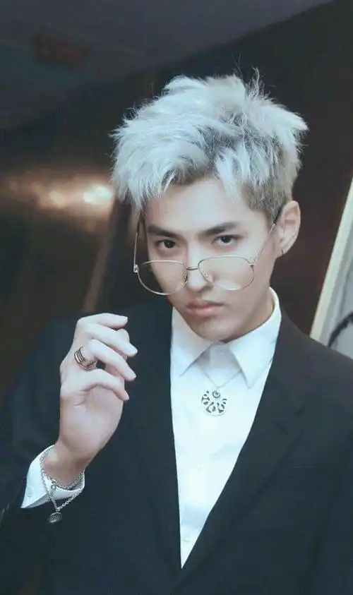 原创各路明星原名大盘点刘亦菲好听杨紫很绕口白百何最纯洁