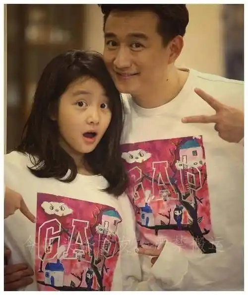 51岁黄磊全家塌房,不如做人留一线,日后好相见_批评_篇文章_标准