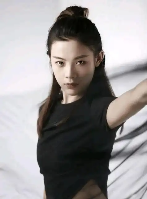 越剧演员「陈丽君」的经纪人