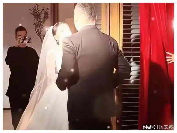 那英|杨坤|张碧晨|吴莫愁|百度软件|综艺节目_网易订阅