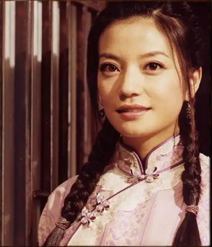 《京华烟云》主演:赵薇饰姚木兰