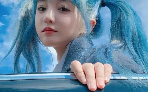 抖音蓝色双马尾的女孩是谁?蓝色双马尾壁纸女生
