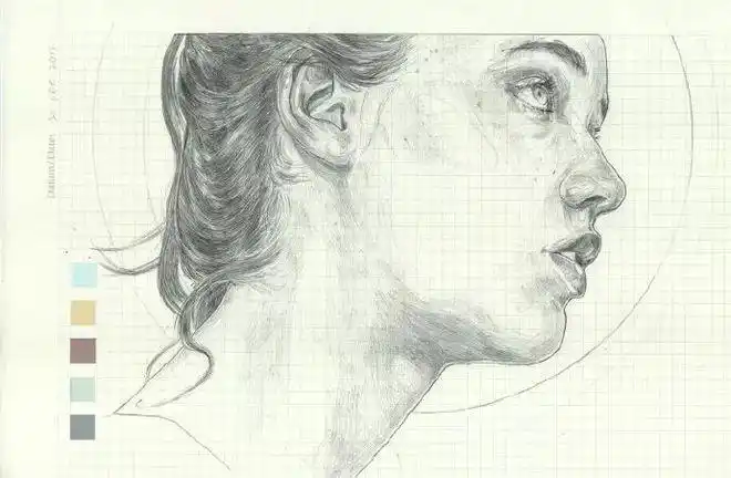 她画在废旧纸张上的素描吸引了16万粉丝