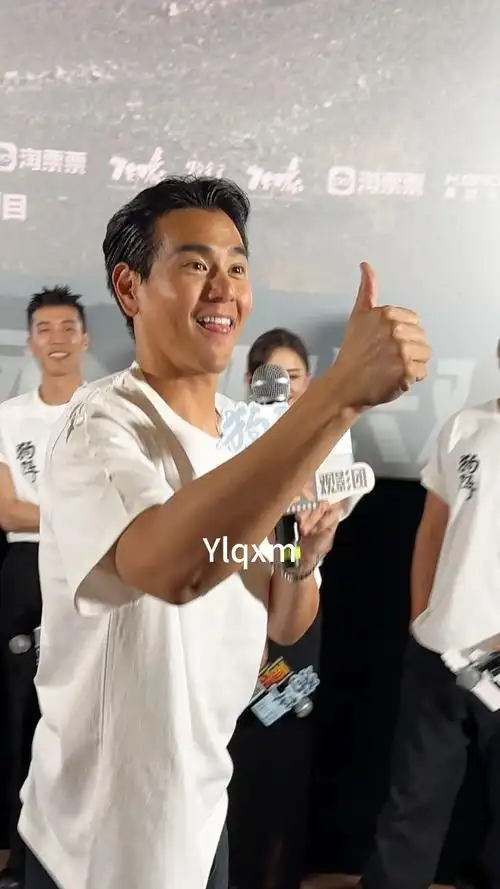 彭于晏 42岁这状态依旧是帅的随心所欲99#电影狗阵上海首映礼