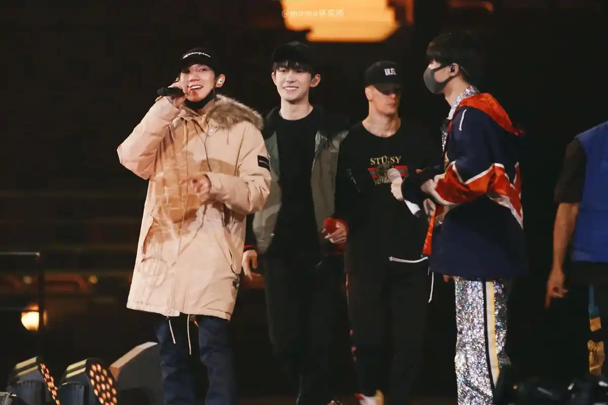 分享一组三小只未公开的合体彩排图.tfboys | 2018 - 抖音