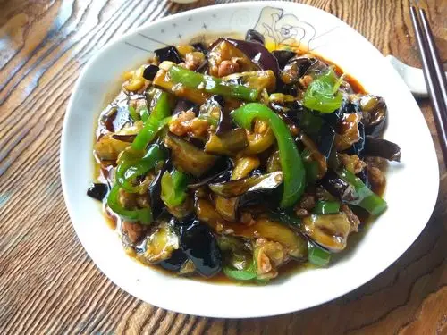 原创过年家宴,家常小炒非常受欢迎,分享16道家常菜的做法,收藏好