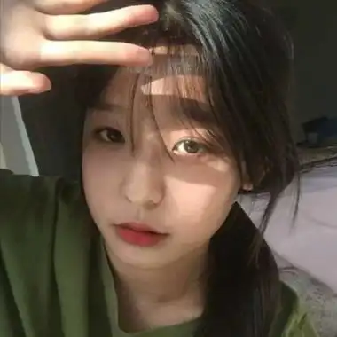 ins风格女生头像