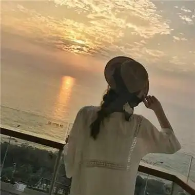 qq头像女生清纯高清图片可爱女生唯美意境头像图片大全