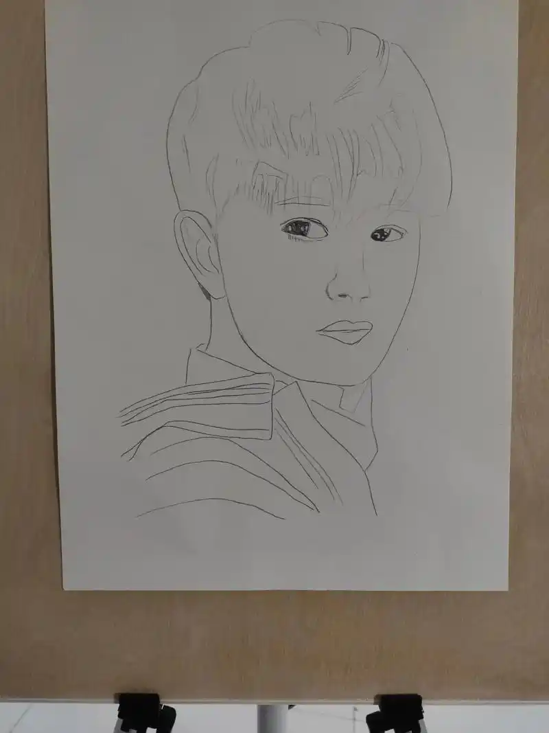 素描任嘉伦 - 抖音