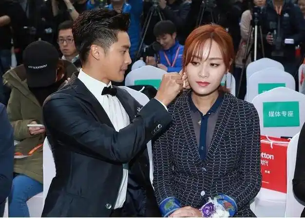 田亮是好男人,同时也是体坛巨星,物质生活很充盈,而且田亮一有时间就