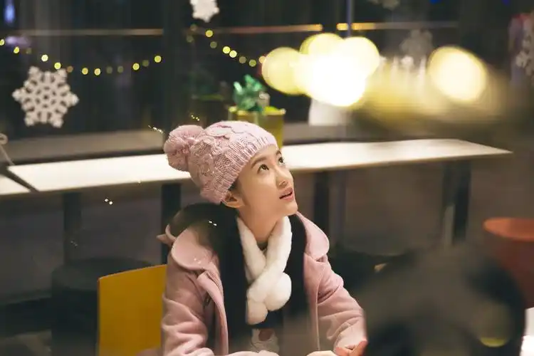 《你好旧时光》热播 汤梦佳陷入三角恋感情漩涡