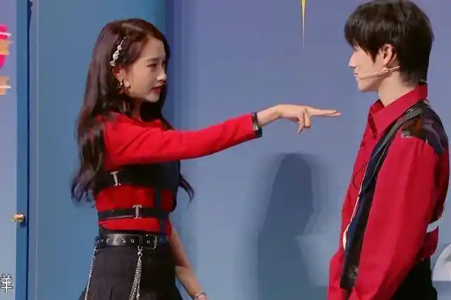 跟173的关晓彤站一起,瞬间明白了_王牌_时候_小男孩