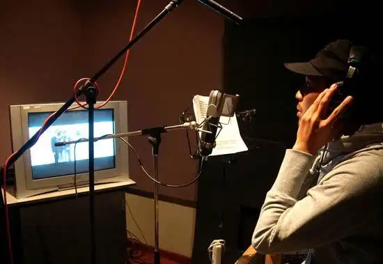 钟汉良为秘密花园配音电影将出四种语言