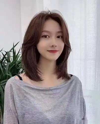 宝藏女孩的齐肩短发