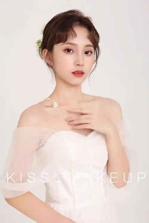 出门妆仪式造型礼服发型实用新娘婚纱造型合集