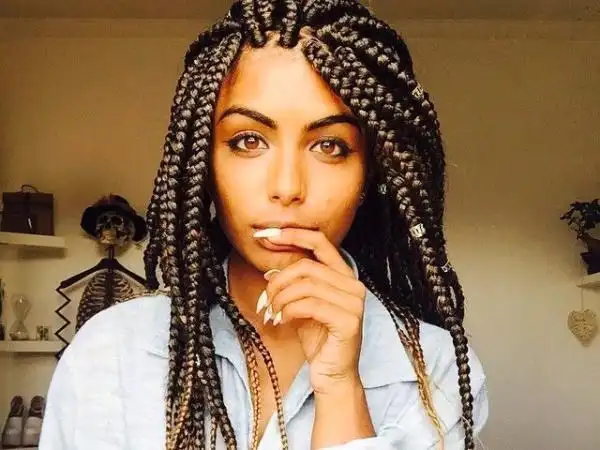 非洲人为啥偏爱小脏辫?背后原因让人哭笑不得!