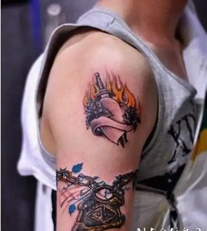 吴尊纹身图案-吴尊纹身图片大全 - 纹身吧