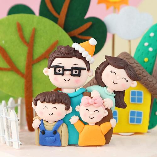 温馨一家三口四口人蛋糕装饰摆件和谐一家人孩子爸爸妈妈软陶配件